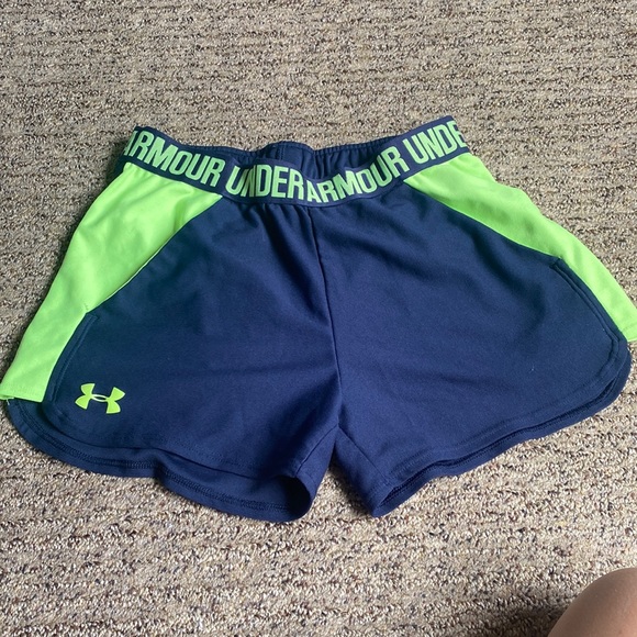 under armor athletic shorts - Picture 1 of 3
